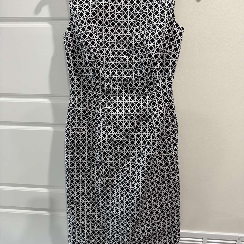 Talbots Sleeveless Geometric Sheath Dress Spring Wedding Guest Office Size 6 - Picture 3 of 9